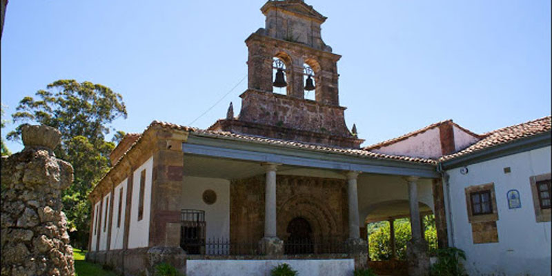 Iglesia de Santa María de Lugás Villaviciosa